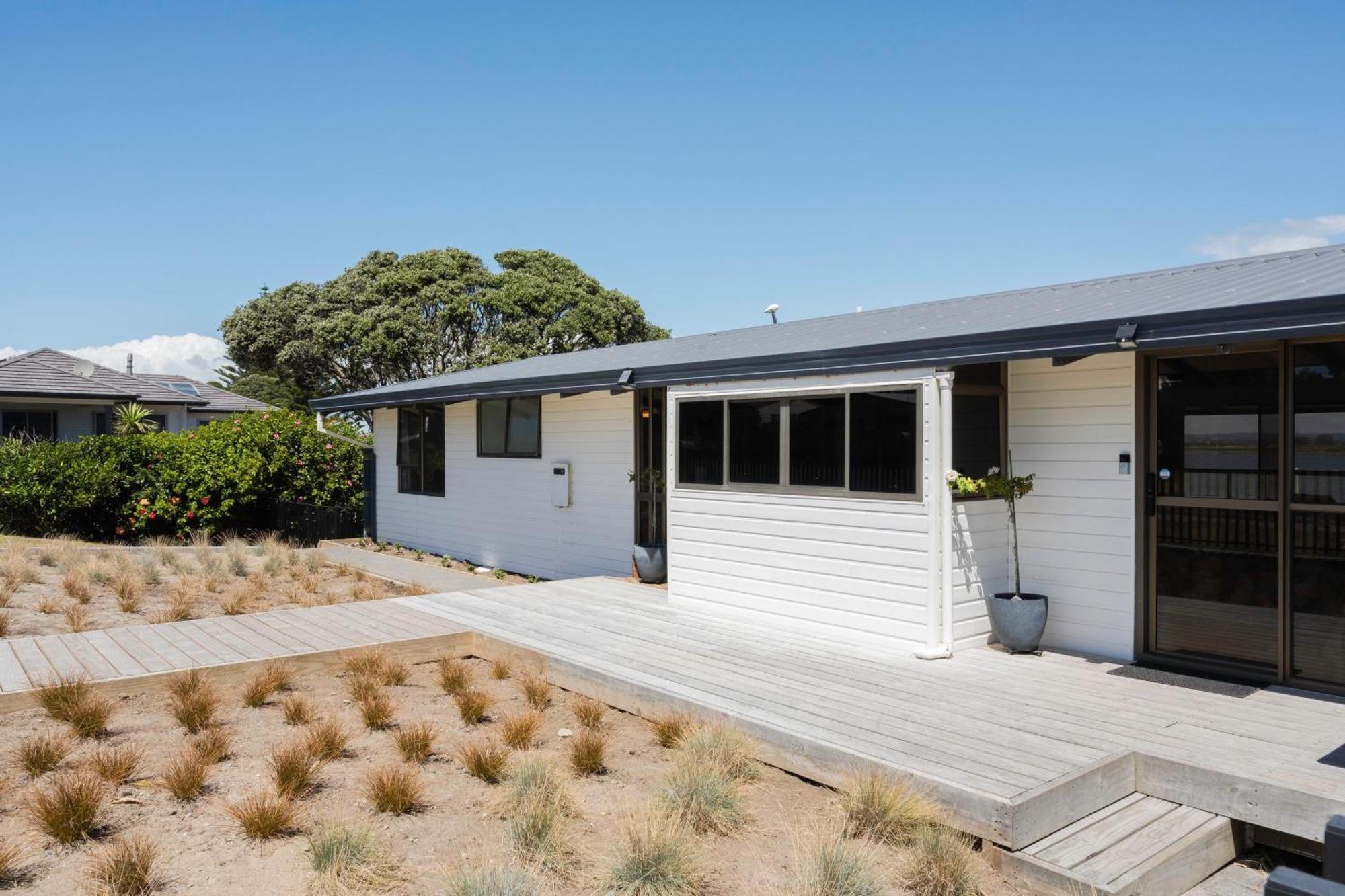 Pukehina Estuary Sunset Views Holiday Home Exterior photo