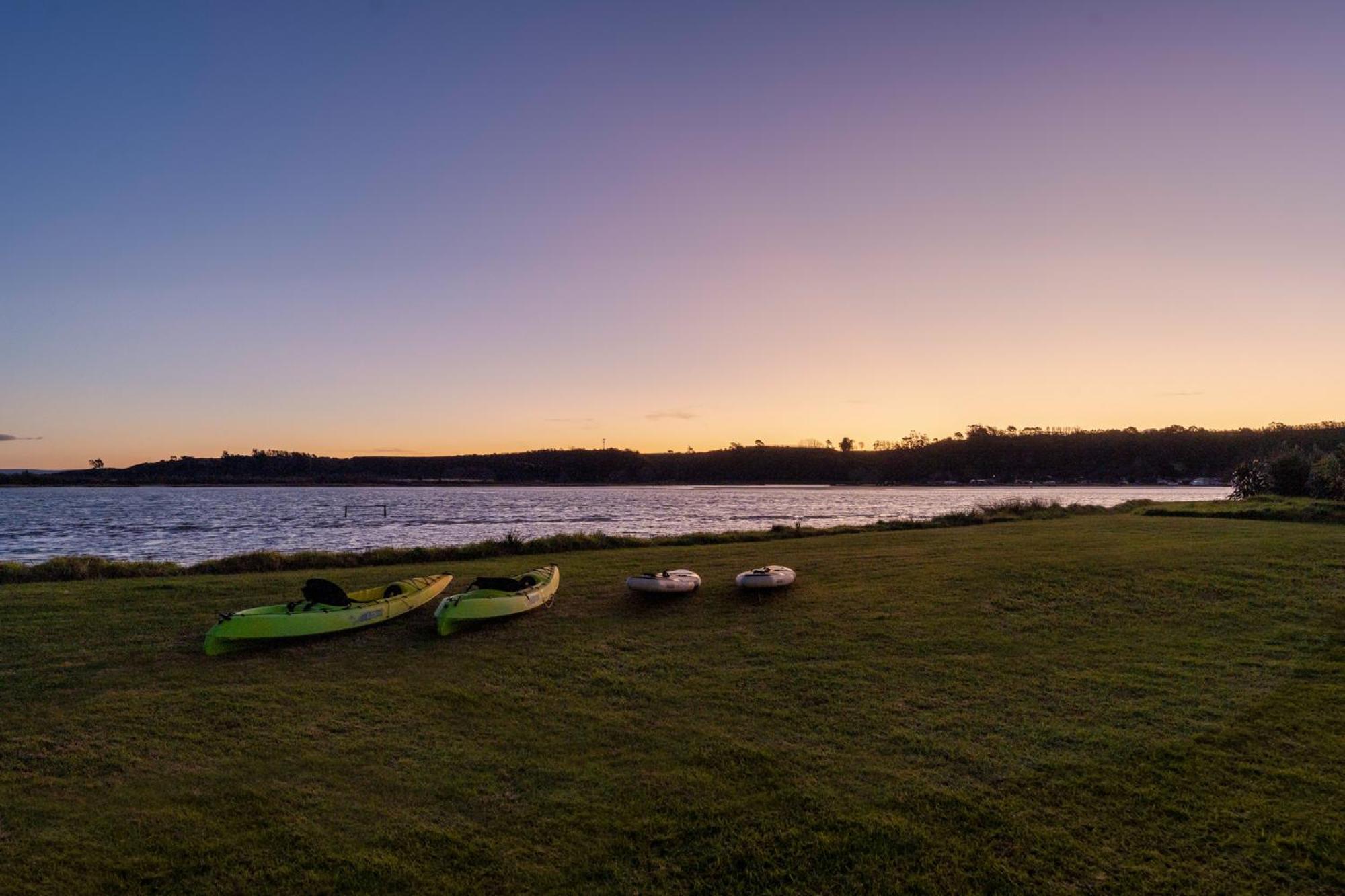 Pukehina Estuary Sunset Views Holiday Home Exterior photo