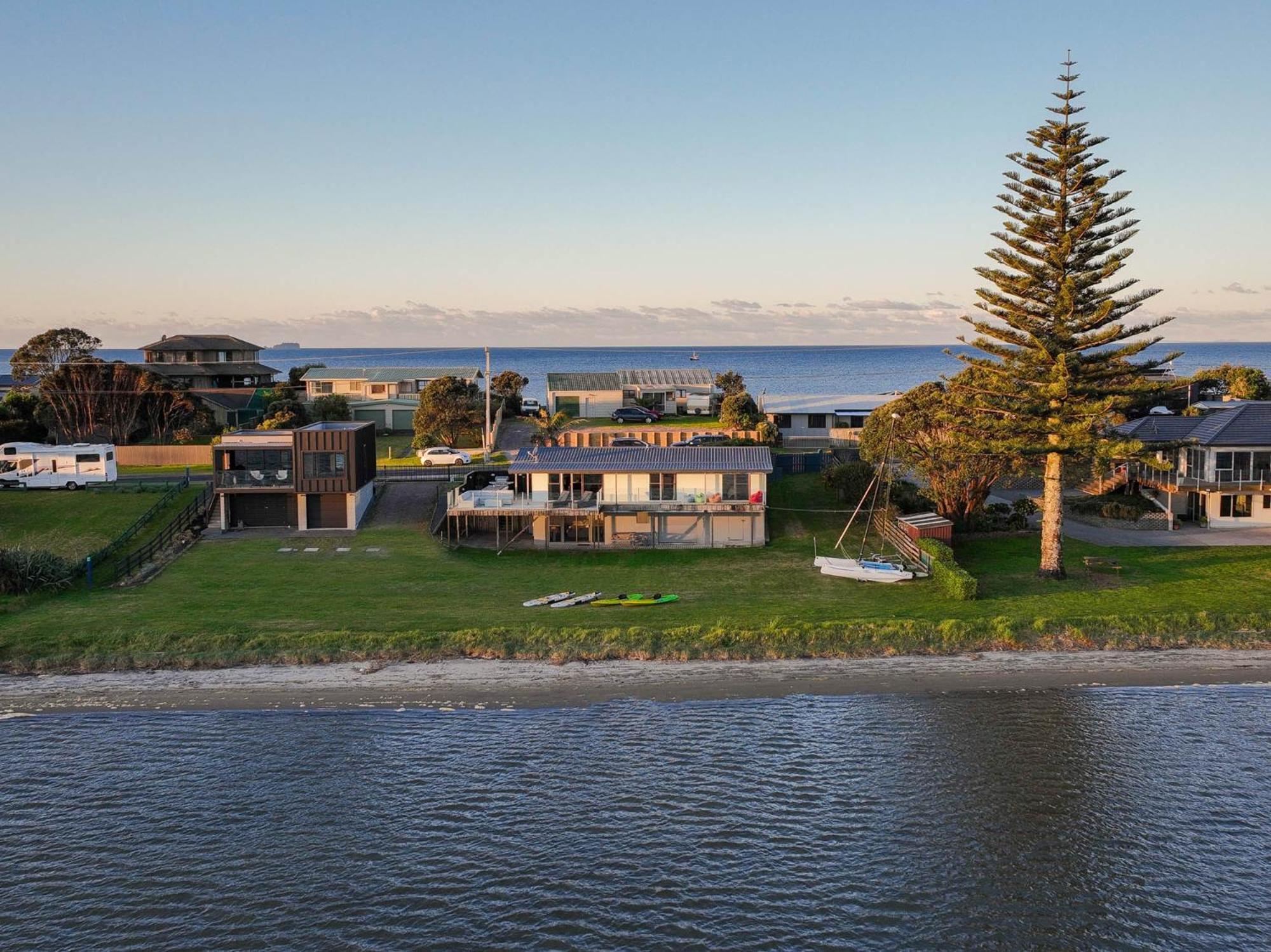 Pukehina Estuary Sunset Views Holiday Home Exterior photo